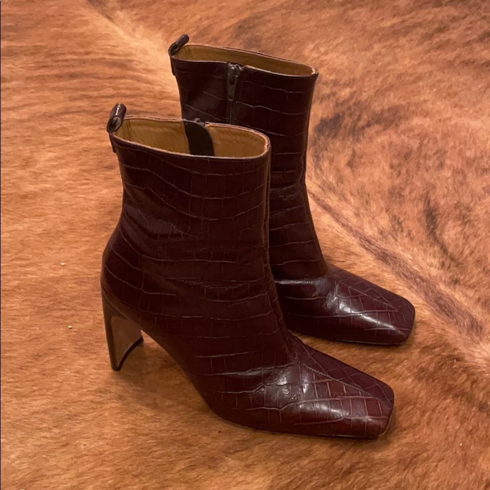 Miista “Marcelle” dark brown croc boots size 39